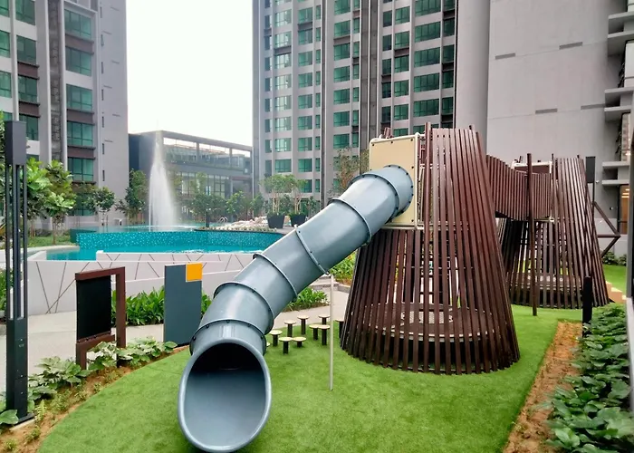 Bangsar South Botanical I Bed & Pillow Kuala Lumpur